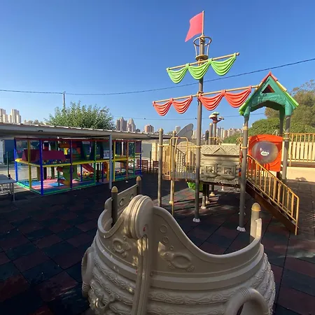 مخيم أرمانيلو مكان تخييم 3*