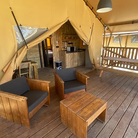 مخيم أرمانيلو بينايدورم