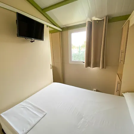 مخيم أرمانيلو 3* بينايدورم