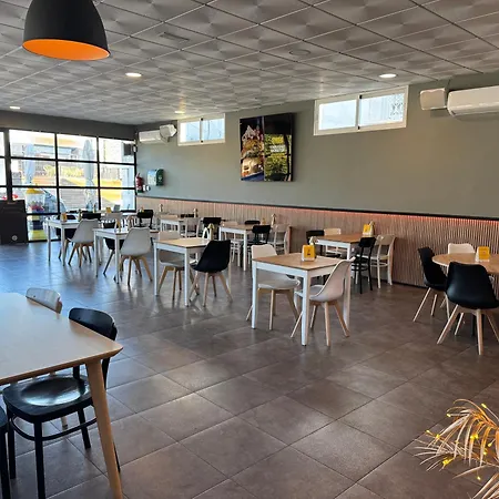 阿玛尼罗营地酒店 貝尼多姆